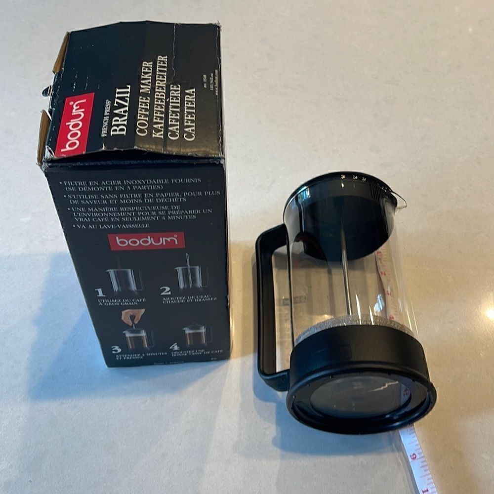 Bodum Brazil French press black 3 part stainless mesh filter, 34oz. Glass insert